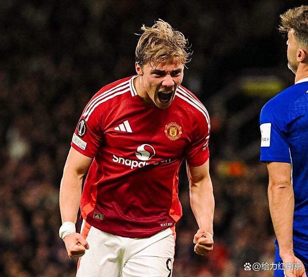 bbtiyu-赛地聚焦：荷甲今晨热度飙升，曼城战术微调，球迷炸锅，轮换策略成焦点的简单介绍-bbtiyu