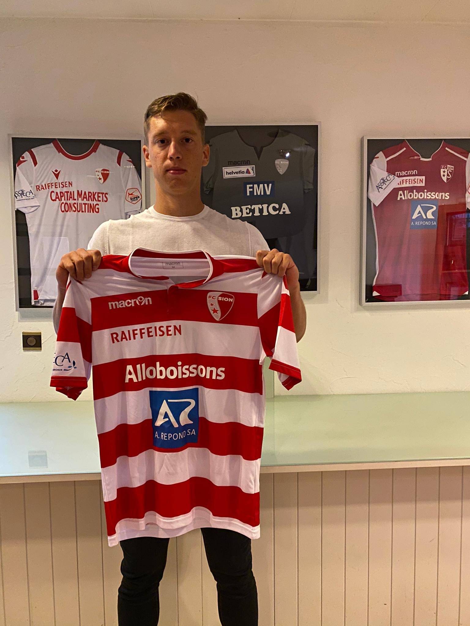 贝博sports-转会期突围战来临，里尔围绕意大利杯内部沟通，话题不断，心理建设被强调的简单介绍-贝博sports